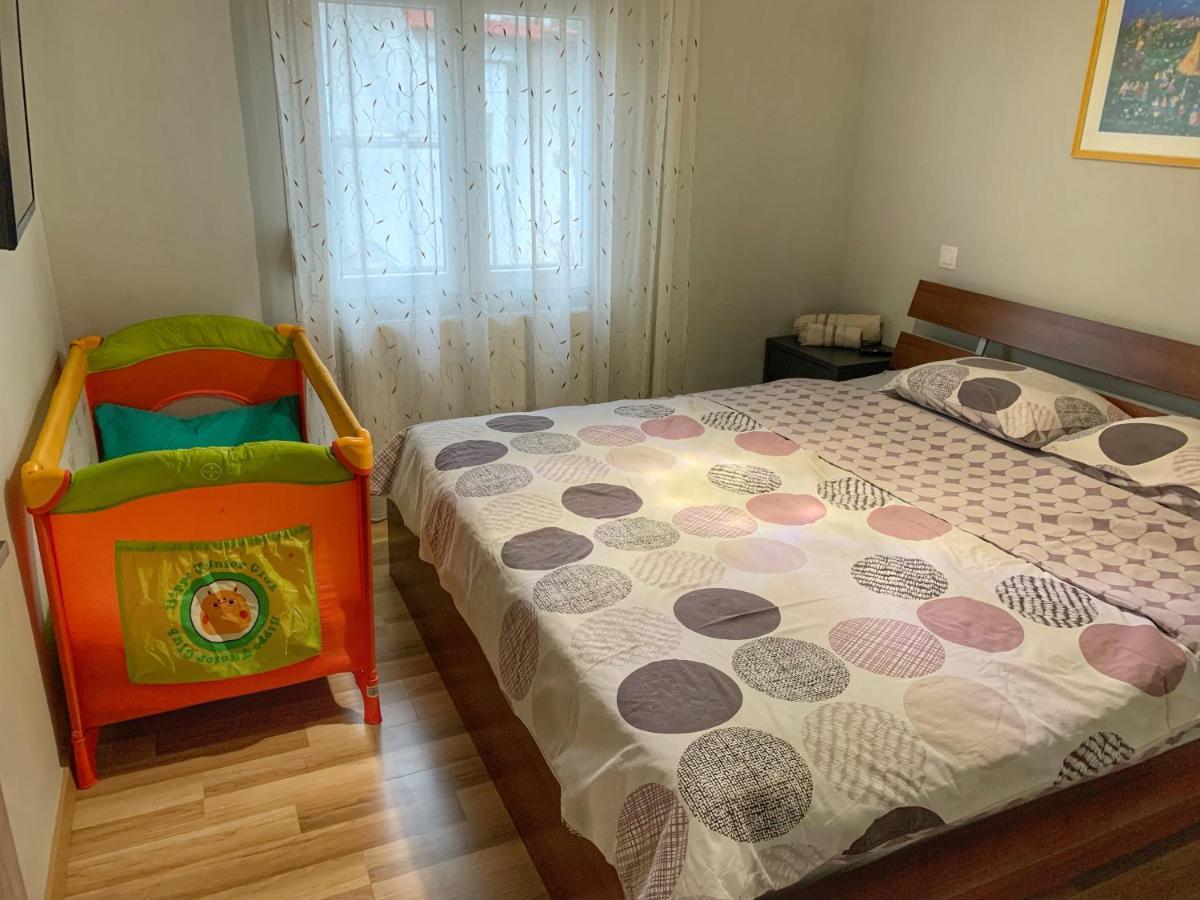 Petite Luxury Urban House Lägenhet Tríkala Exteriör bild
